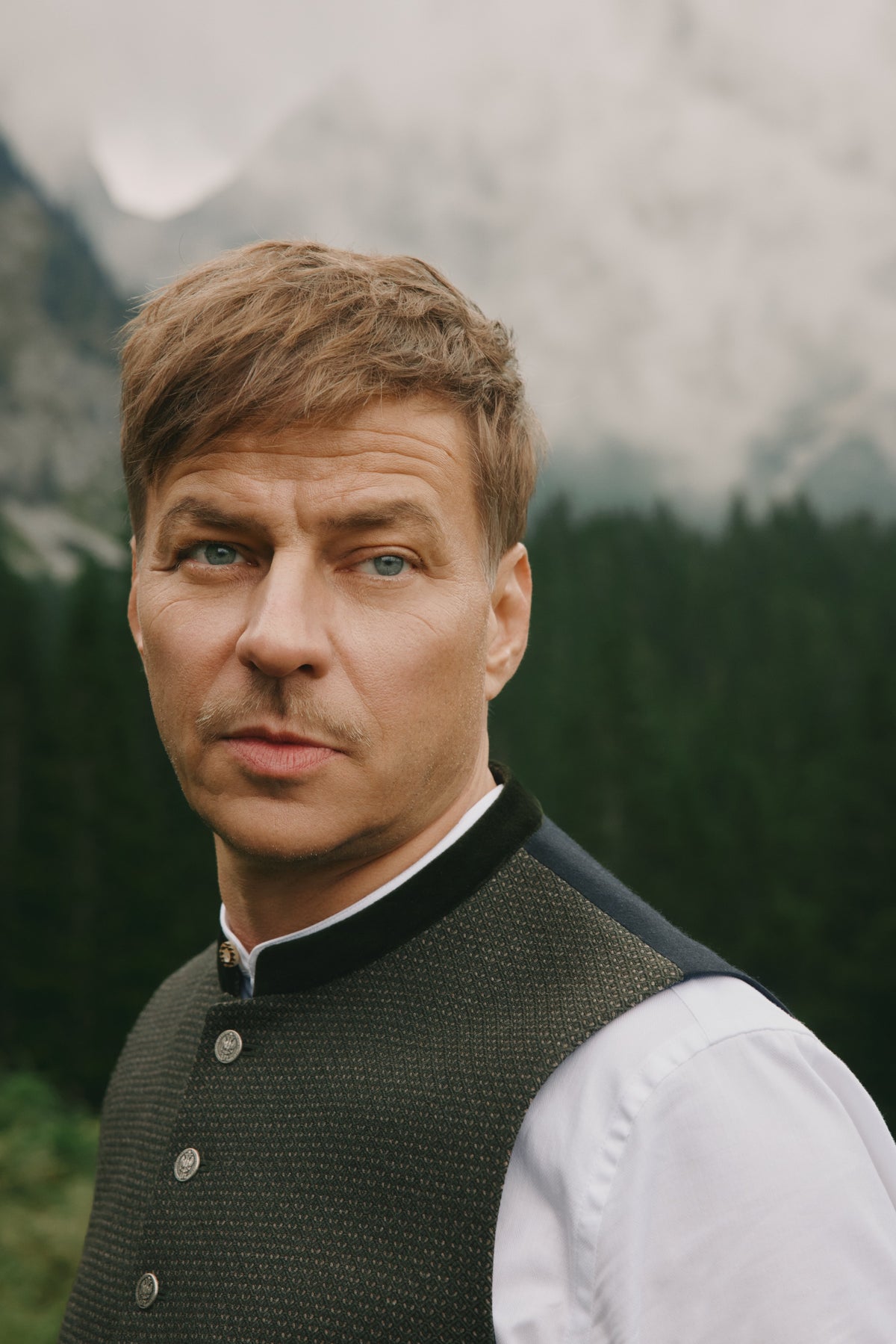 Tom Wlaschiha — Markenbotschafter Vallée Alpura